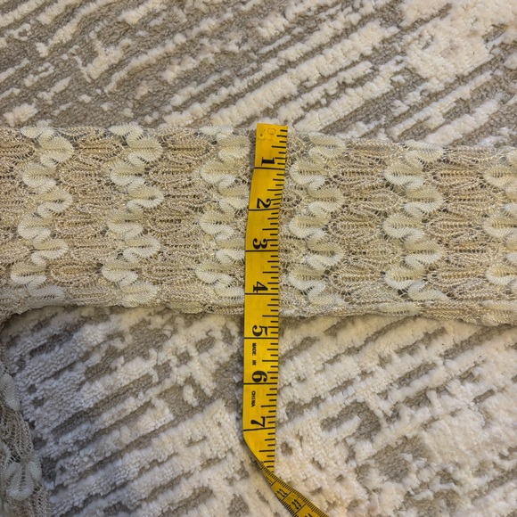 Elegant Lace Cardigan in Cream and White, size L - Picture 7 of 8